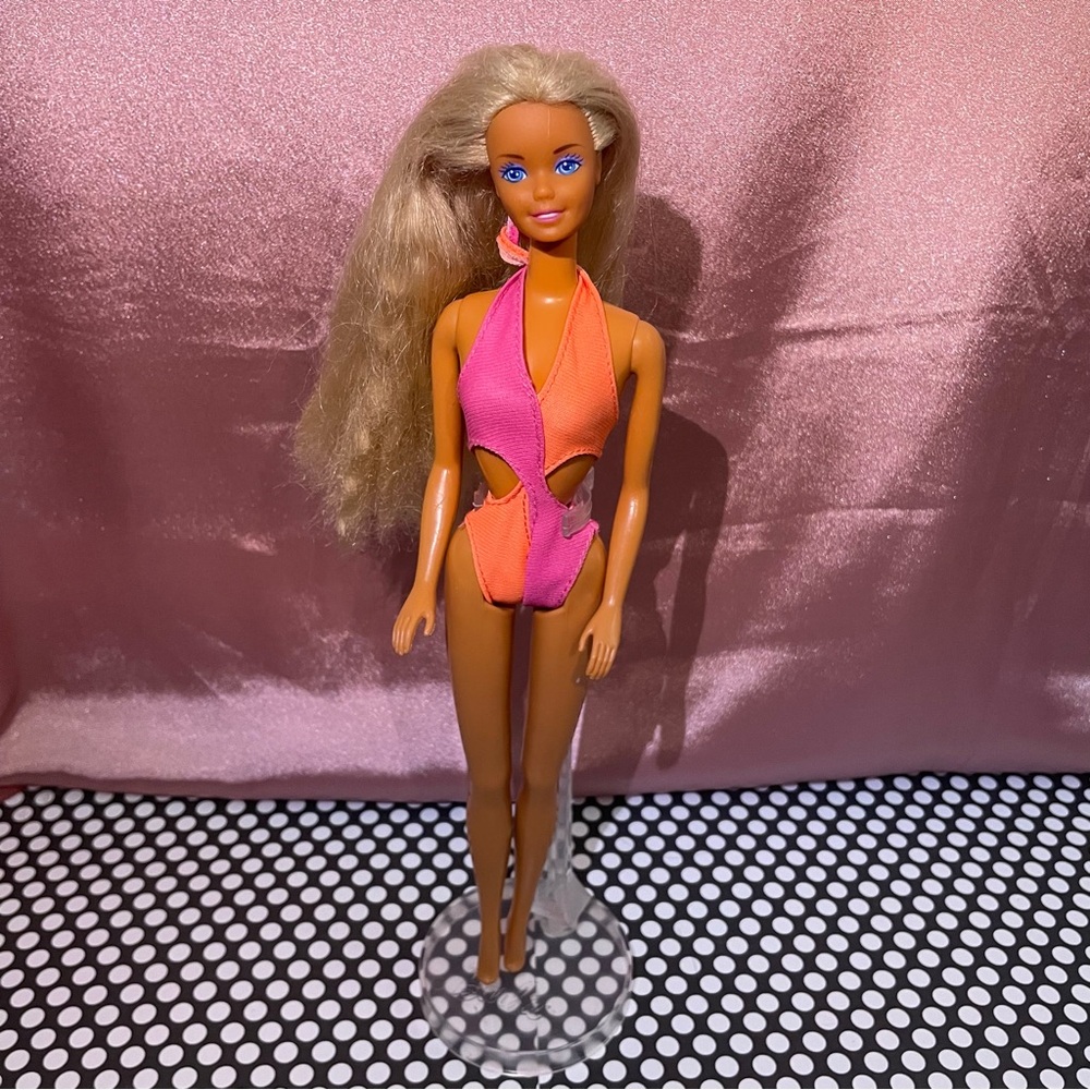 Vintage Beach‎ Barbie